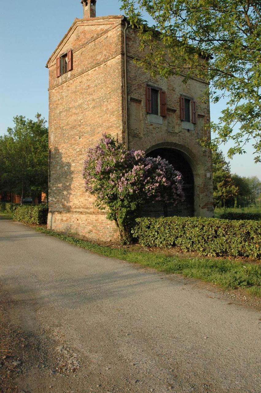 Antica Grancia Benedettina Villa Colorno Luaran gambar